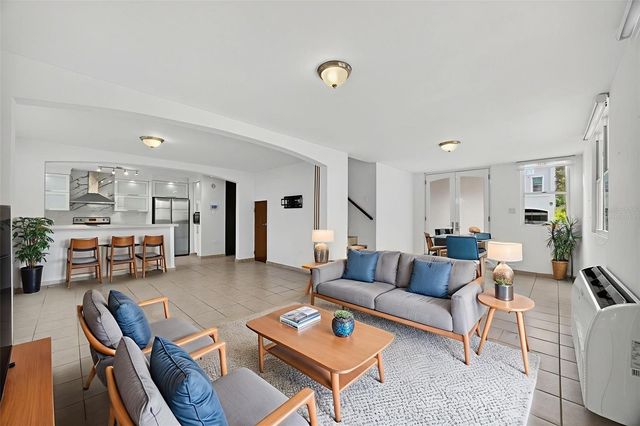 F-15 LAS PALMAS DE CERRO GORDO, Vega Alta, PR 00692