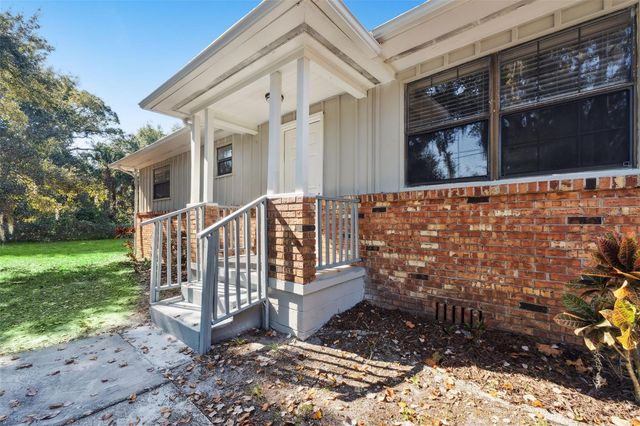 1198 S GOLF LAKE DRIVE, New Smyrna Beach, FL 32168