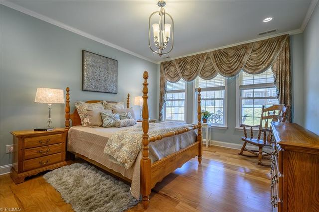 149 Greystone Lane, Mount Airy, NC 27030