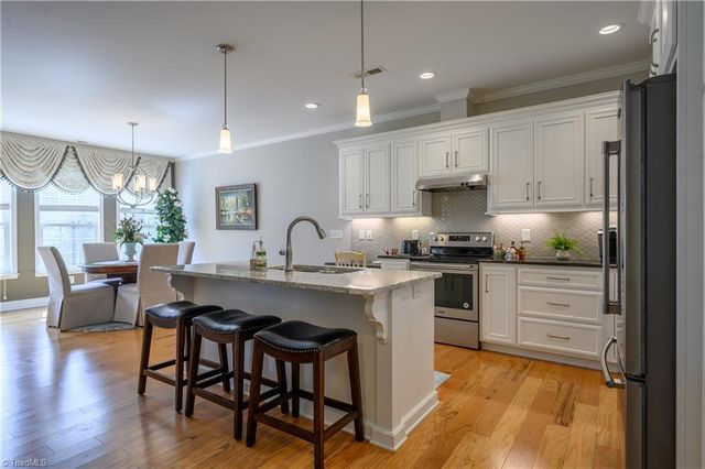 149 Greystone Lane, Mount Airy, NC 27030