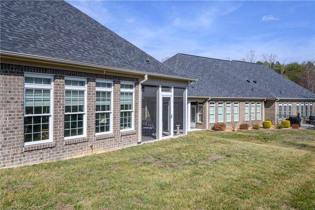 149 Greystone Lane, Mount Airy, NC 27030