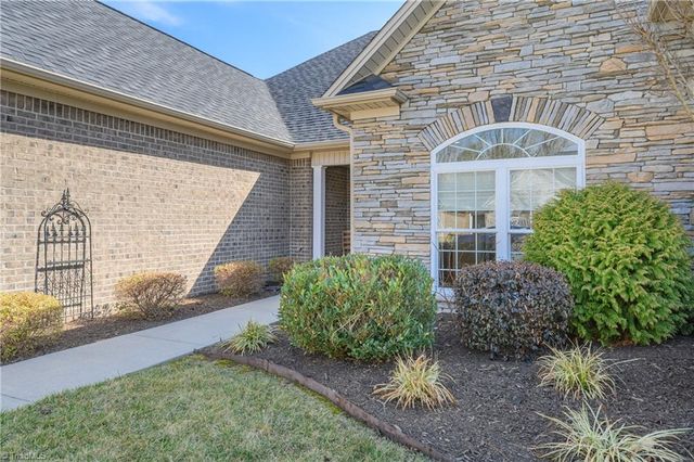 149 Greystone Lane, Mount Airy, NC 27030