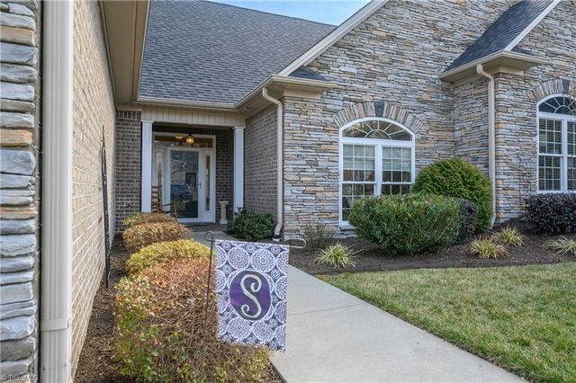 149 Greystone Lane, Mount Airy, NC 27030