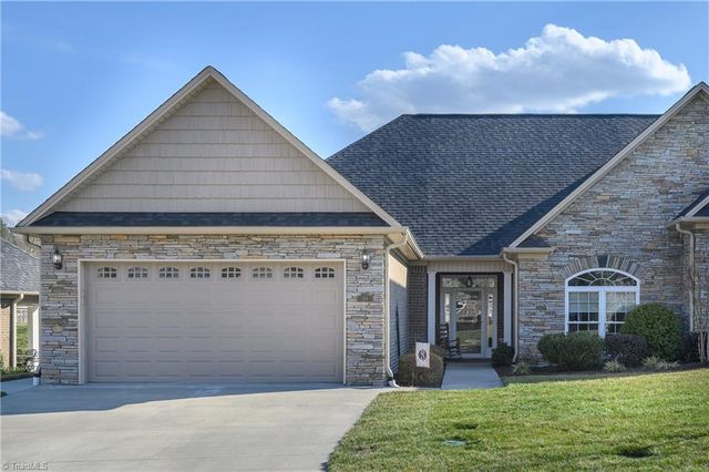 149 Greystone Lane, Mount Airy, NC 27030