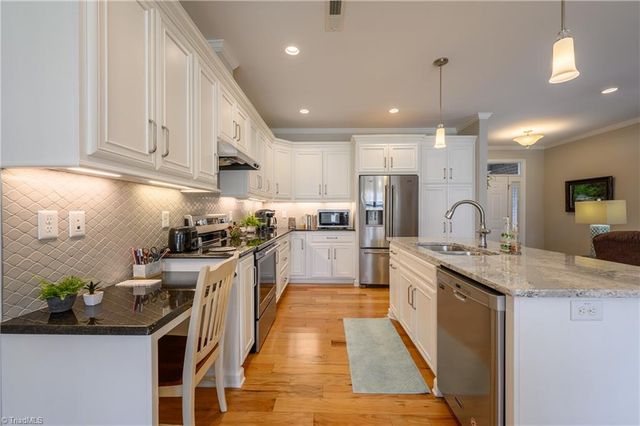 149 Greystone Lane, Mount Airy, NC 27030