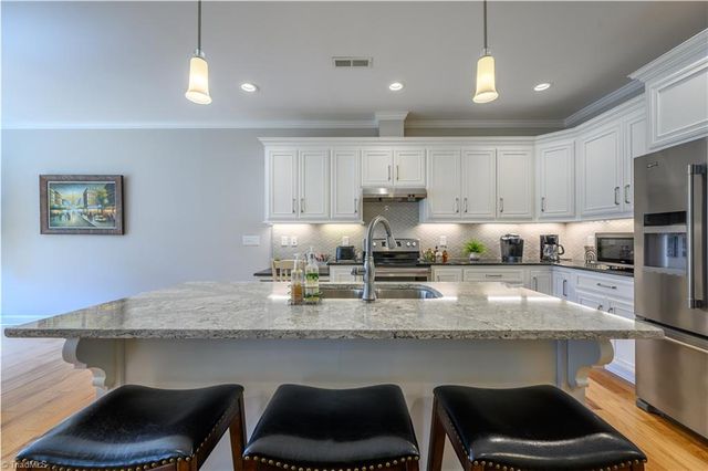 149 Greystone Lane, Mount Airy, NC 27030