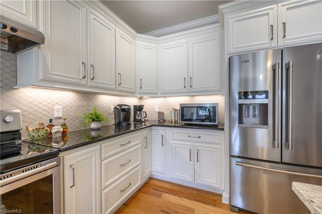 149 Greystone Lane, Mount Airy, NC 27030