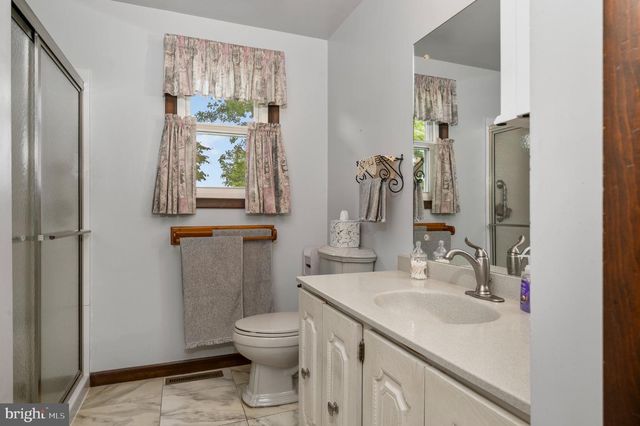 723 PENN AVE, Lititz, PA 17543