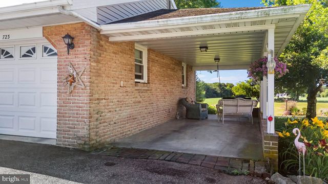 723 PENN AVE, Lititz, PA 17543