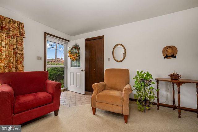 723 PENN AVE, Lititz, PA 17543