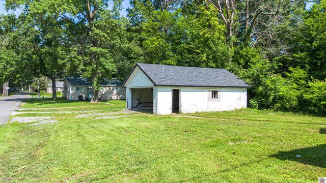 901 N 25th Street, Paducah, KY 42001