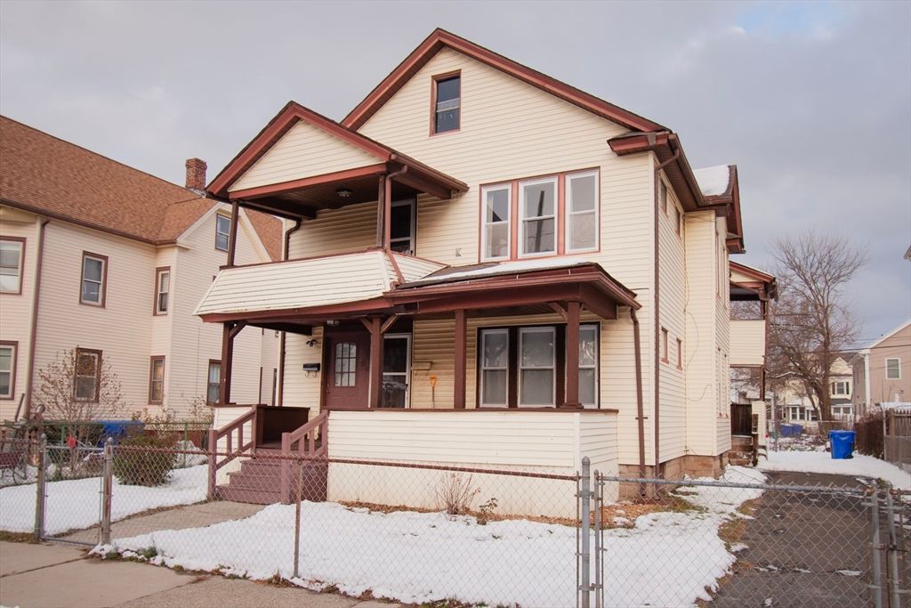 39-41 Malden St, Springfield, MA 01108