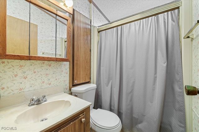 211 Sojourn DR, North Fort Myers, FL 33903