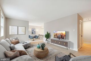 176 W KING ST #211, Malvern, PA 19355
