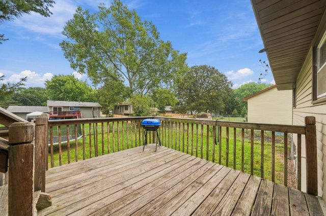8244 Morgan Avenue N, Brooklyn Park, MN 55444