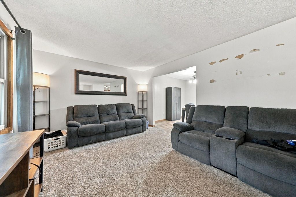 8244 Morgan Avenue N, Brooklyn Park, MN 55444 — photo 2