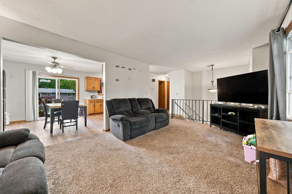 8244 Morgan Avenue N, Brooklyn Park, MN 55444 — photo 4