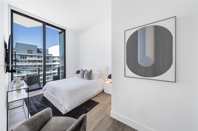 1300 S Miami Ave UPH4, Miami, FL 33130