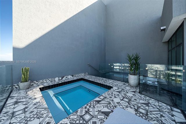 1300 S Miami Ave UPH4, Miami, FL 33130