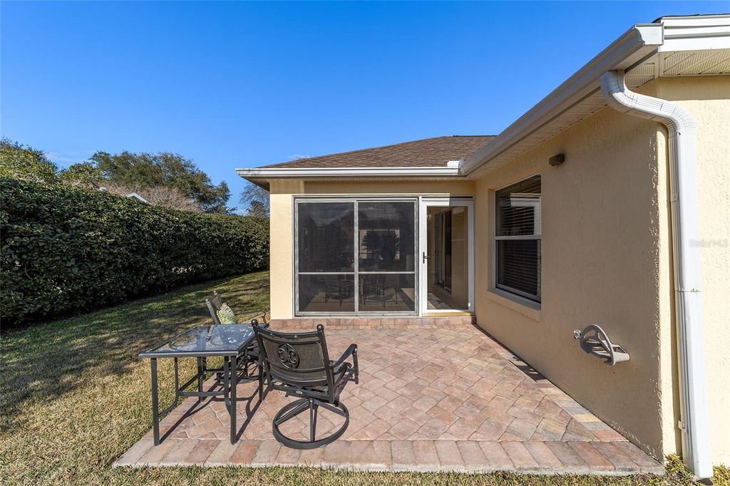 Image 45 of property listing at 17180 SE 93RD YONDEL CIRCLE, The Villages, FL 32162