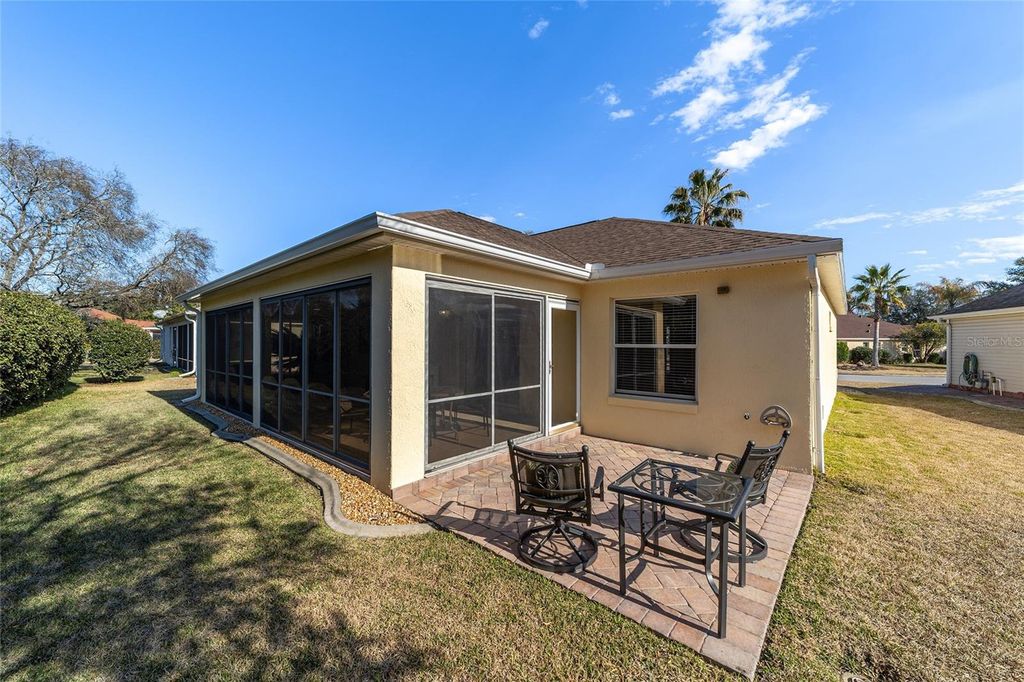 Image 46 of property listing at 17180 SE 93RD YONDEL CIRCLE, The Villages, FL 32162