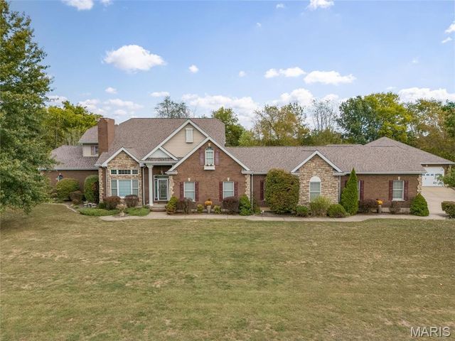 746 Saint Andrews Street, Farmington, MO 63640