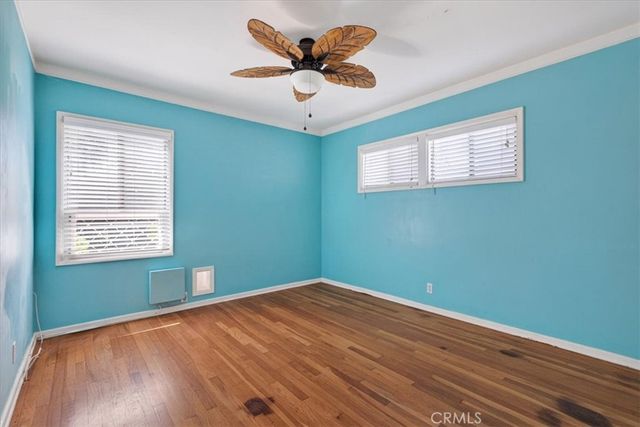 2831 Stanbridge Ave, Long Beach, CA 90815