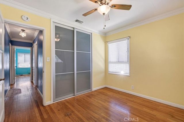 2831 Stanbridge Ave, Long Beach, CA 90815