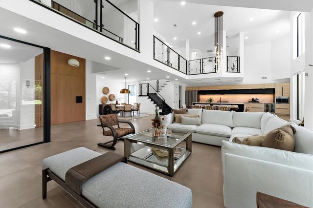 1 E Wedgewood Glen, The Woodlands, TX 77381