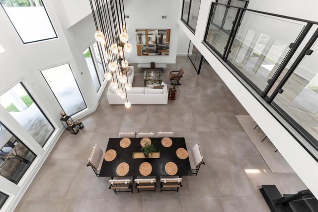 1 E Wedgewood Glen, The Woodlands, TX 77381