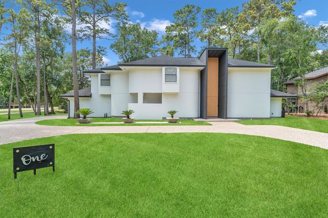 1 E Wedgewood Glen, The Woodlands, TX 77381
