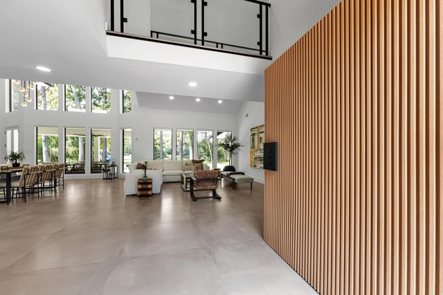 1 E Wedgewood Glen, The Woodlands, TX 77381