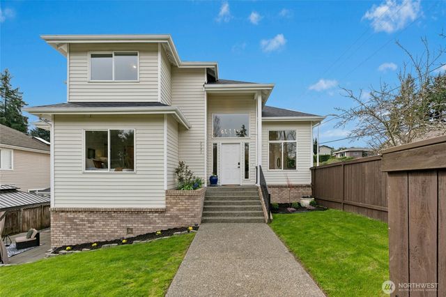 2331 Aberdeen Avenue NE, Renton, WA 98056