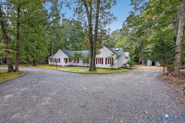 1635 King William Woods Rd, Powhatan, VA 23113