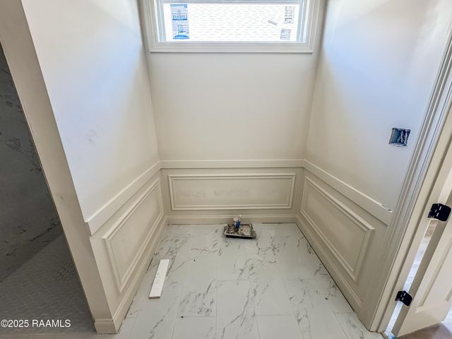 122 Oak Village Drive, Scott, LA 70583