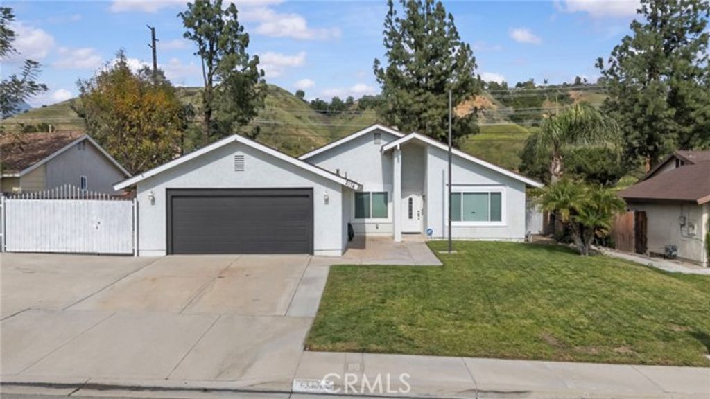 2174 Sheridan Road, San Bernardino, CA 92407