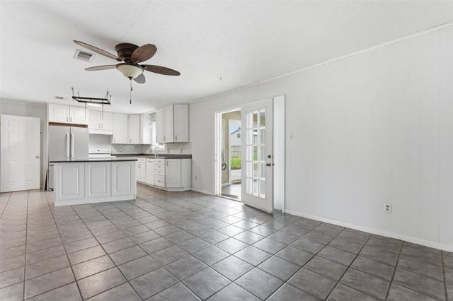 2328 Acadienne Street, Sulphur, LA 70663
