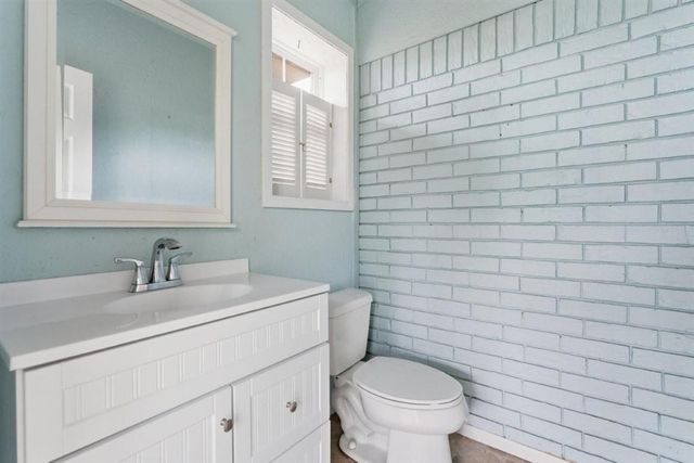 2328 Acadienne Street, Sulphur, LA 70663