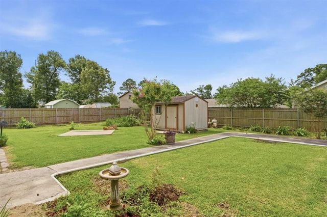 2328 Acadienne Street, Sulphur, LA 70663