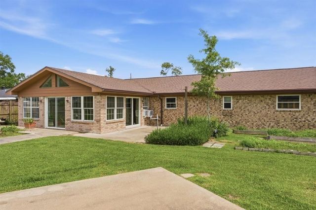 2328 Acadienne Street, Sulphur, LA 70663