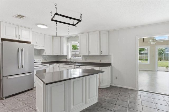 2328 Acadienne Street, Sulphur, LA 70663