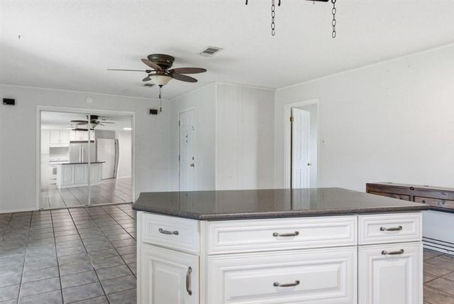 2328 Acadienne Street, Sulphur, LA 70663
