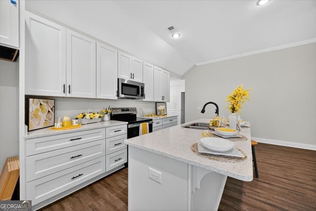 350 Browning Pointe Road, Macon, GA 31216
