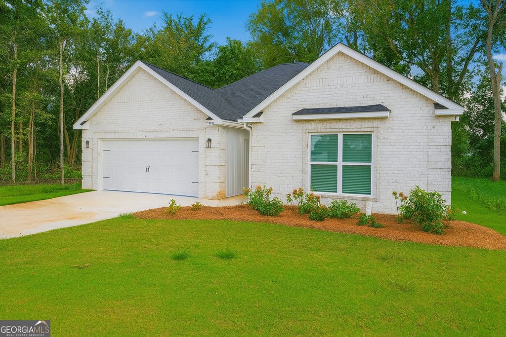 350 Browning Pointe Road, Macon, GA 31216