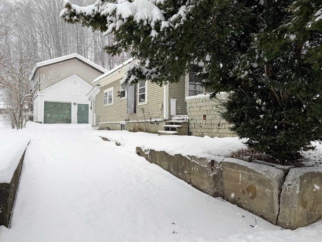 79 Merrill Street, Springfield, VT 05156