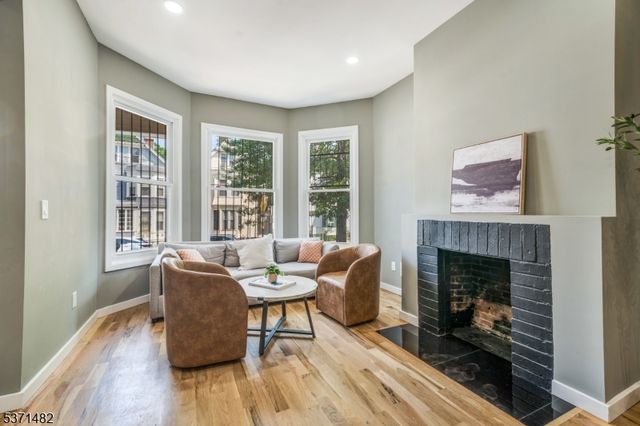235 S 7th, Newark City, NJ 07103