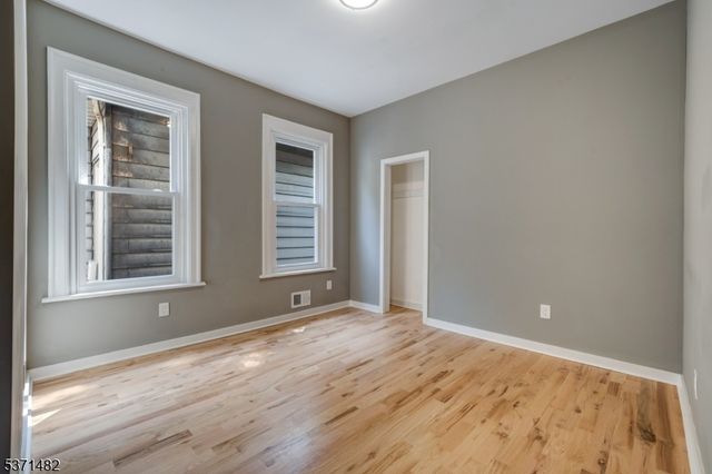 235 S 7th, Newark City, NJ 07103