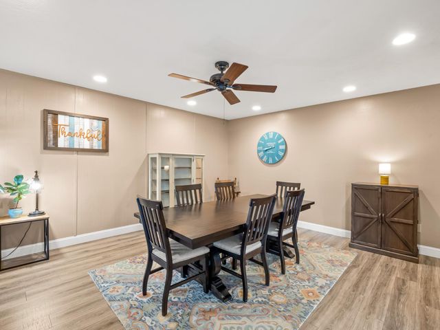 6760 N Price Avenue, Fresno, CA 93710