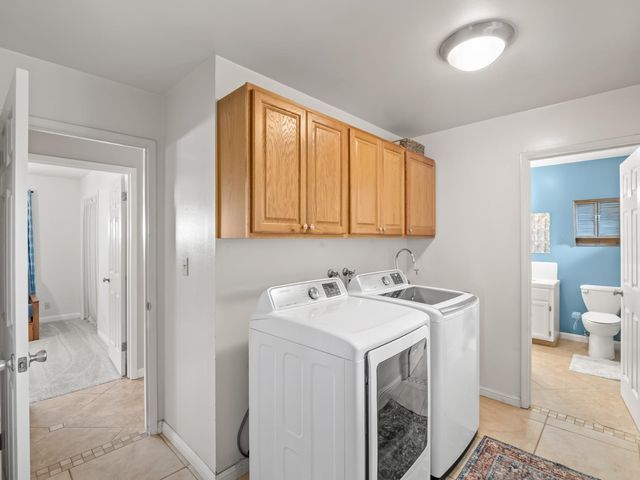 6760 N Price Avenue, Fresno, CA 93710