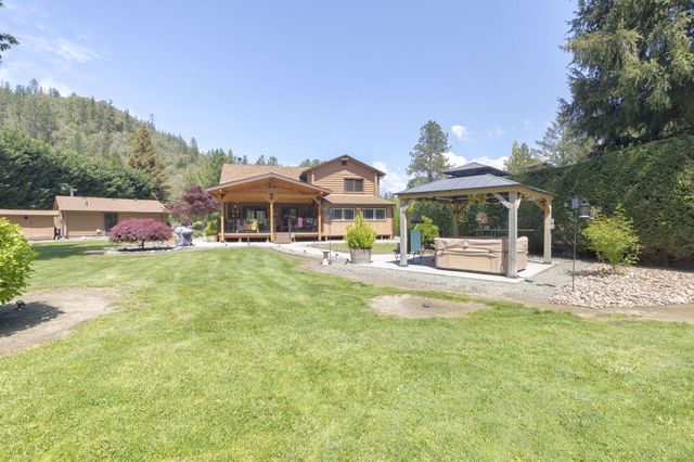 8110 New Hope Road, Grants Pass, OR 97527